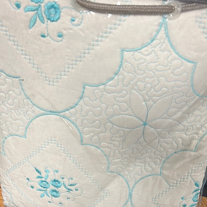 Teal/white
