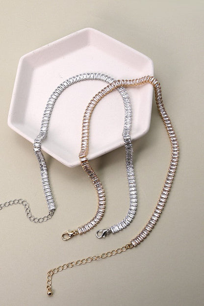 BAGUETTE STONE CHOKER