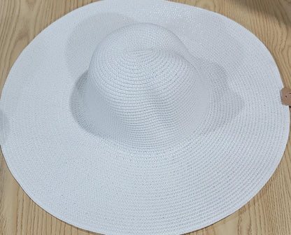 BEACH HAT
