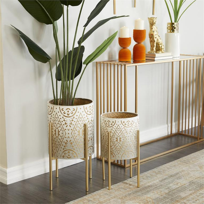 BROWN METAL INDOOR OUTDOOR PLANTER WITH REMOVABLE STAND