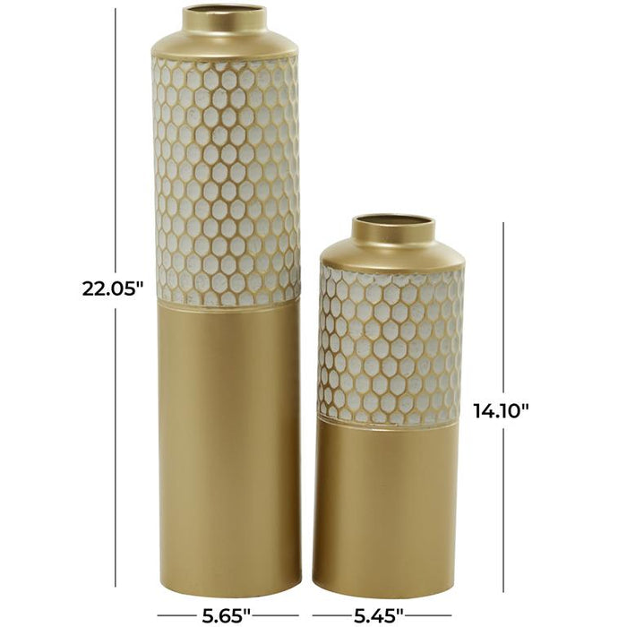 COSMOLIVING BY COSMOPOLITAN LIGHT GRAY METAL HONEYCOMB VASE