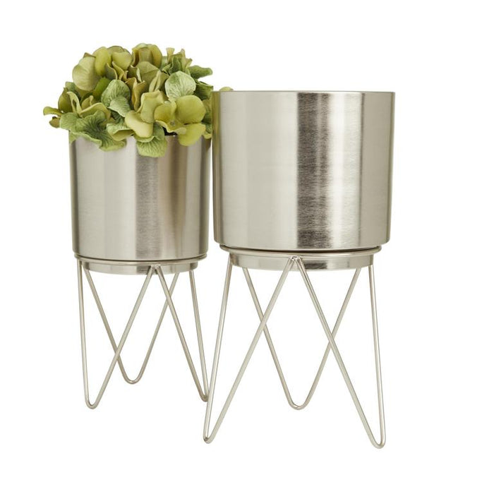 COSMOLIVING BY COSMOPOLITAN SILVER METAL PLANTER WITH REMOVABLE STAND,