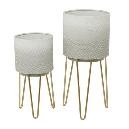 COSMOLIVING BY COSMOPOLITAN WHITE METAL PLANTER WITH REMOVABLE STAND