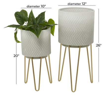 COSMOLIVING BY COSMOPOLITAN WHITE METAL PLANTER WITH REMOVABLE STAND
