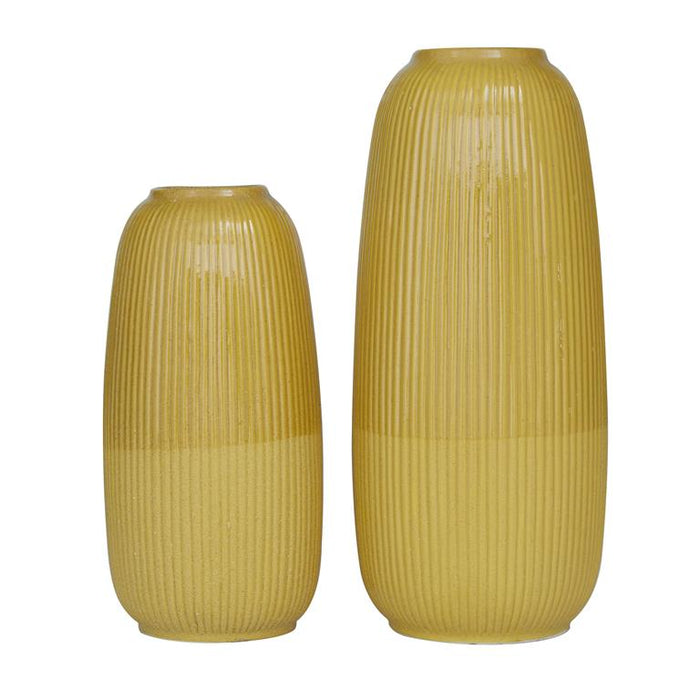 COSMOLIVING BY COSMOPOLITAN YELLOW CERAMIC VASE