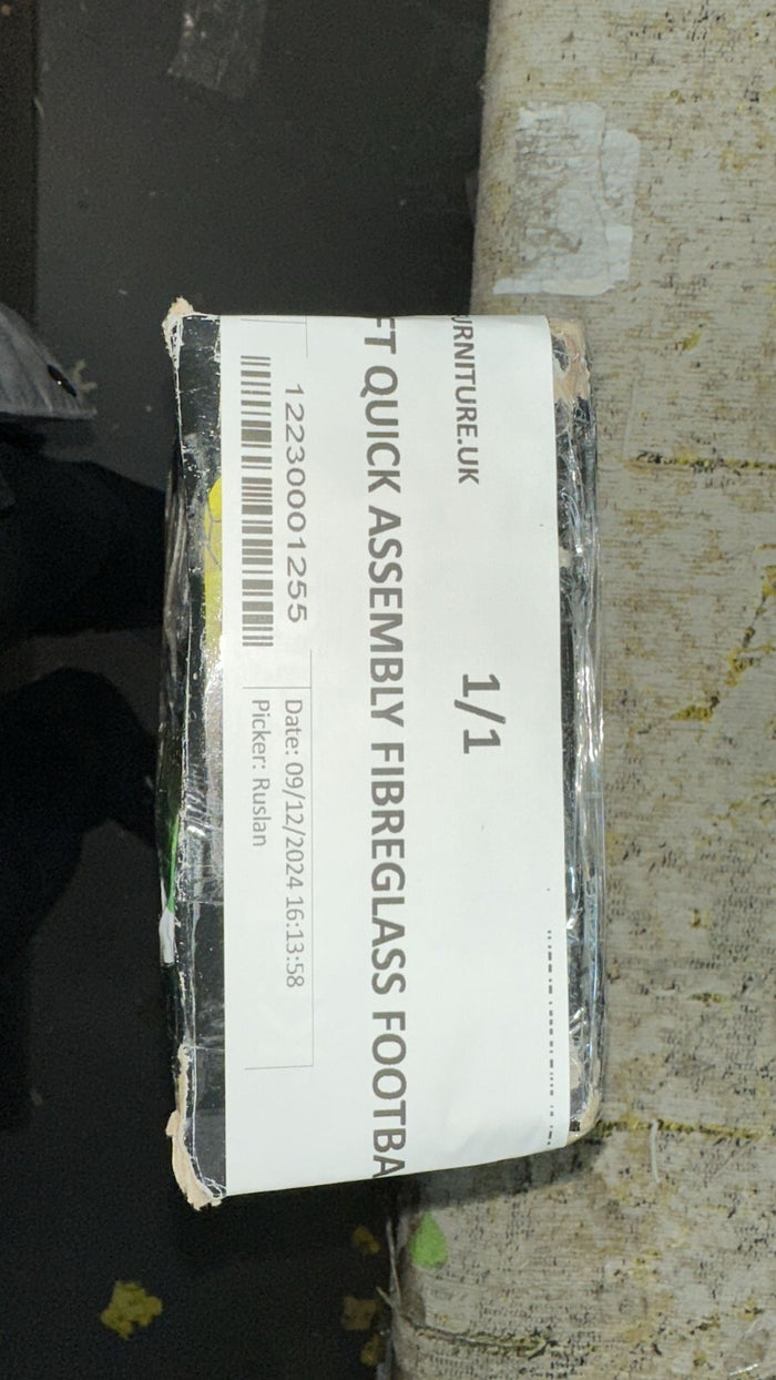 Kickmaster 6.5 x 3ft Quick Assembly Fibreglass Football Goal ( Used )
