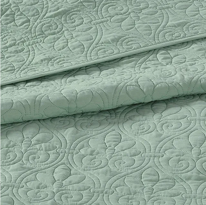 Madison Park Seafoam Quebec Reversible
