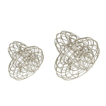 SILVER METAL CHAIN WIRE SCULPTURE