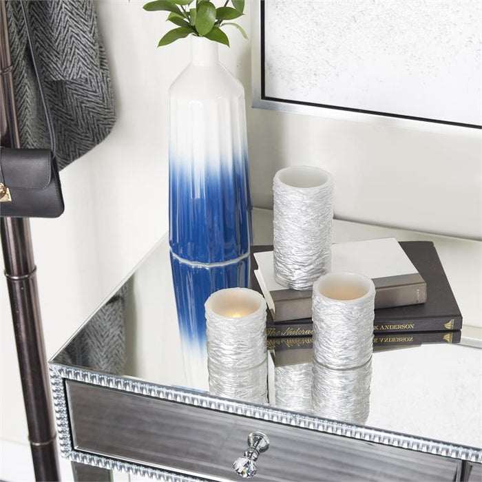 SILVER WAX TEXTURED FLAMELESS CANDLE WITH REMOTE CONTROL,
