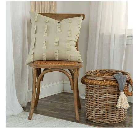THROW PILLOW