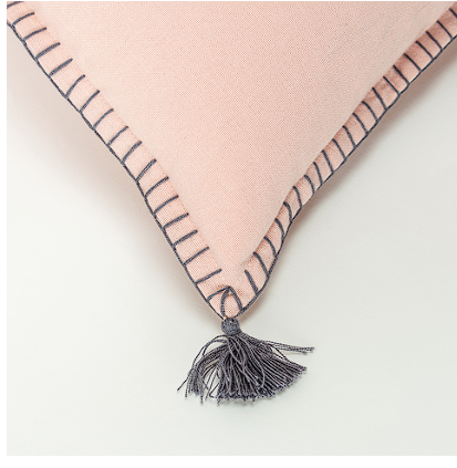 THROW PILLOW