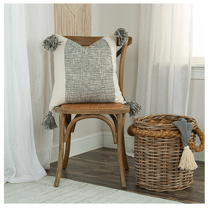 THROW PILLOW