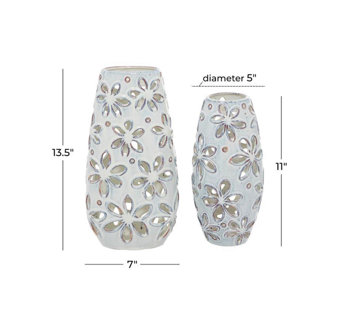 WHITE CERAMIC FLORAL HANDMADE DAISY CUT OUT VASE
