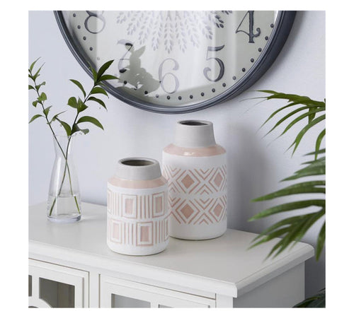 WHITE CERAMIC VASE WITH DIAMOND PATTERNS
